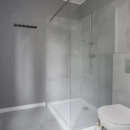 Appartement Pomaranczowy 80 Metrow Z Widokiem Na Ogrod